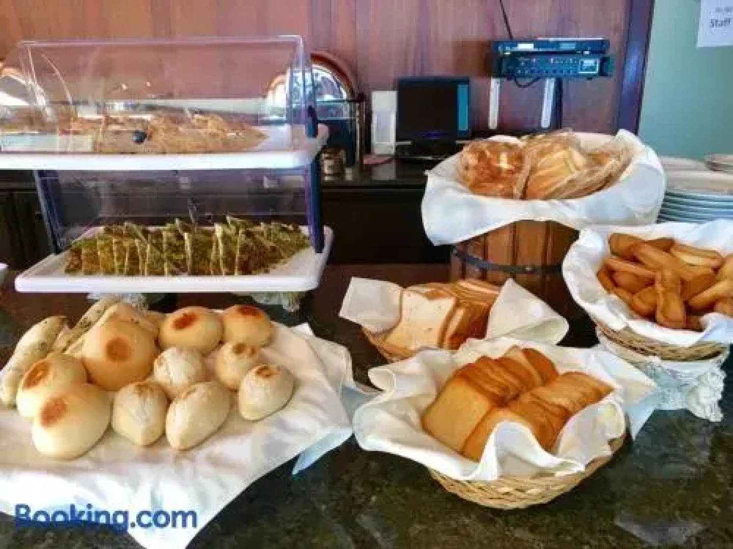 Master's Hotel - Ehden