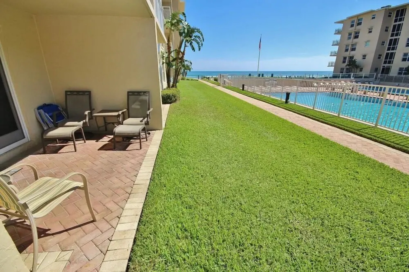 Sea Coast Gardens II 110