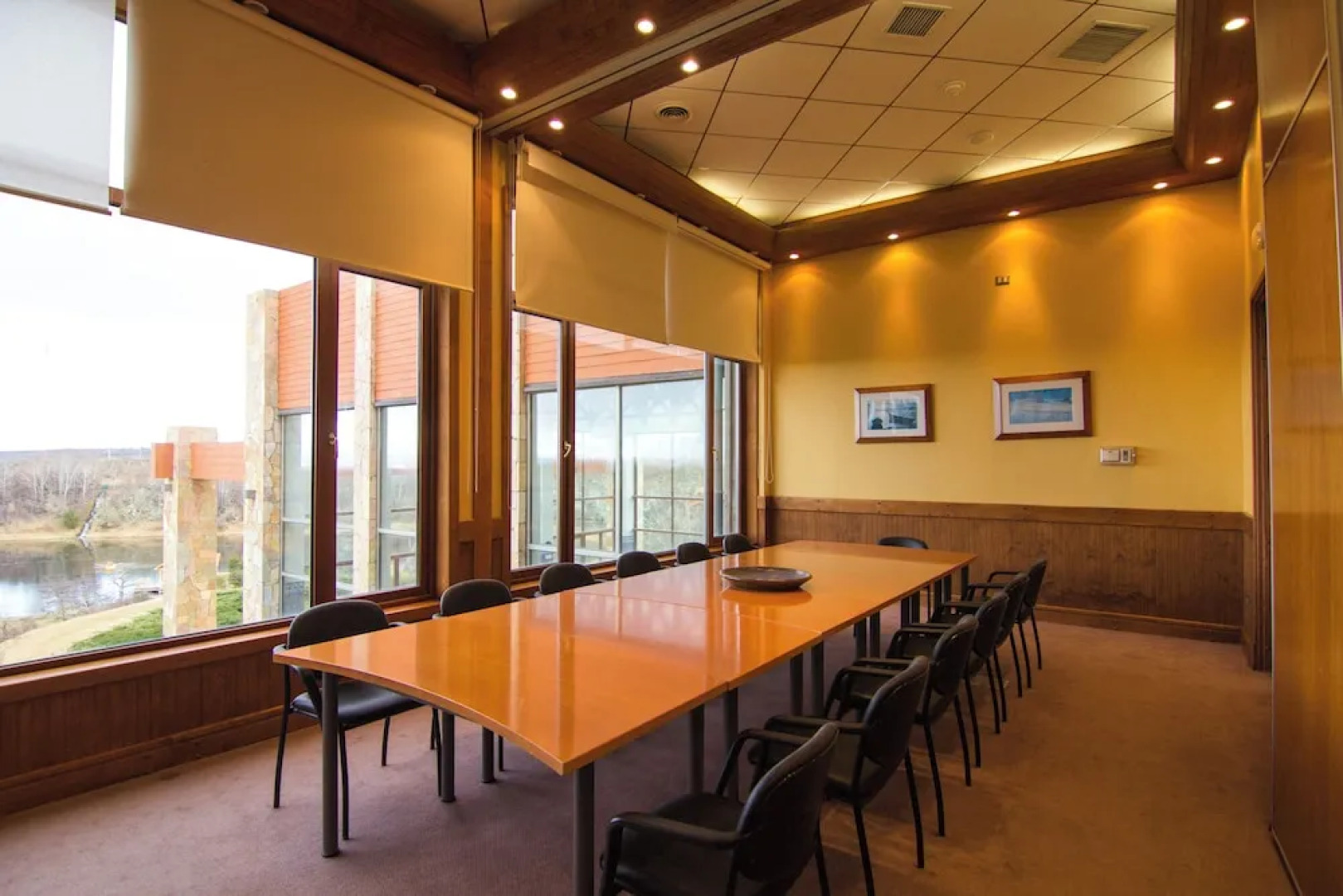 Hotel y Cabañas Llanuras de Diana- Caja Los Andes