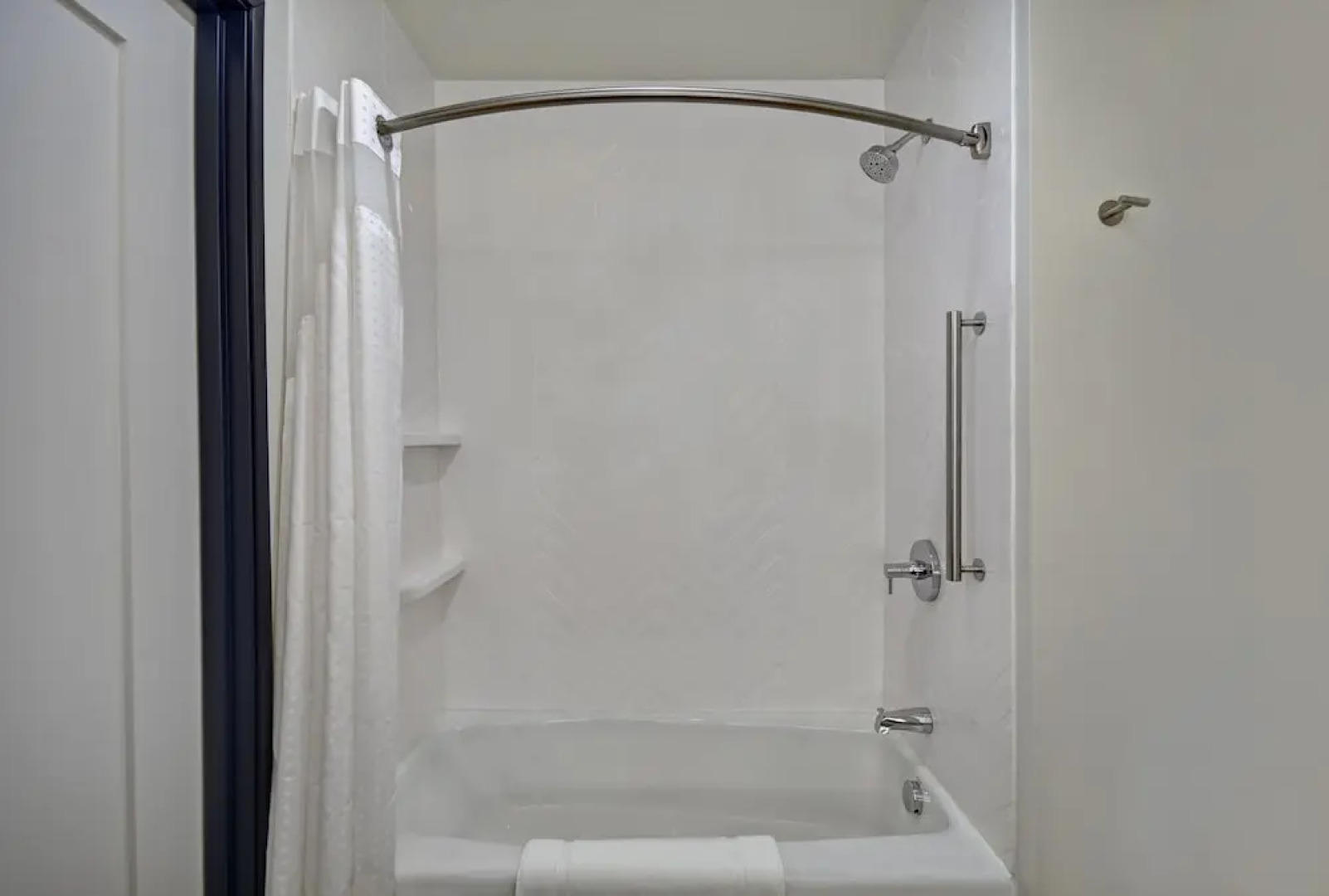 Holiday Inn Grand Rapids North - Walker, an IHG Hotel