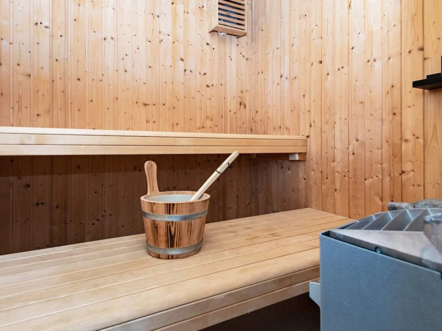 8 Person Holiday Home in Grenaa