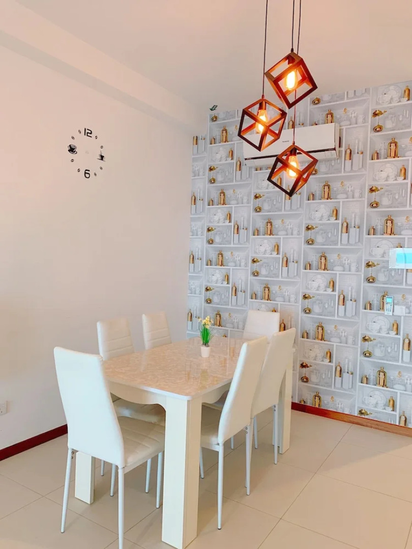 Romantic Mansion at The Landmark