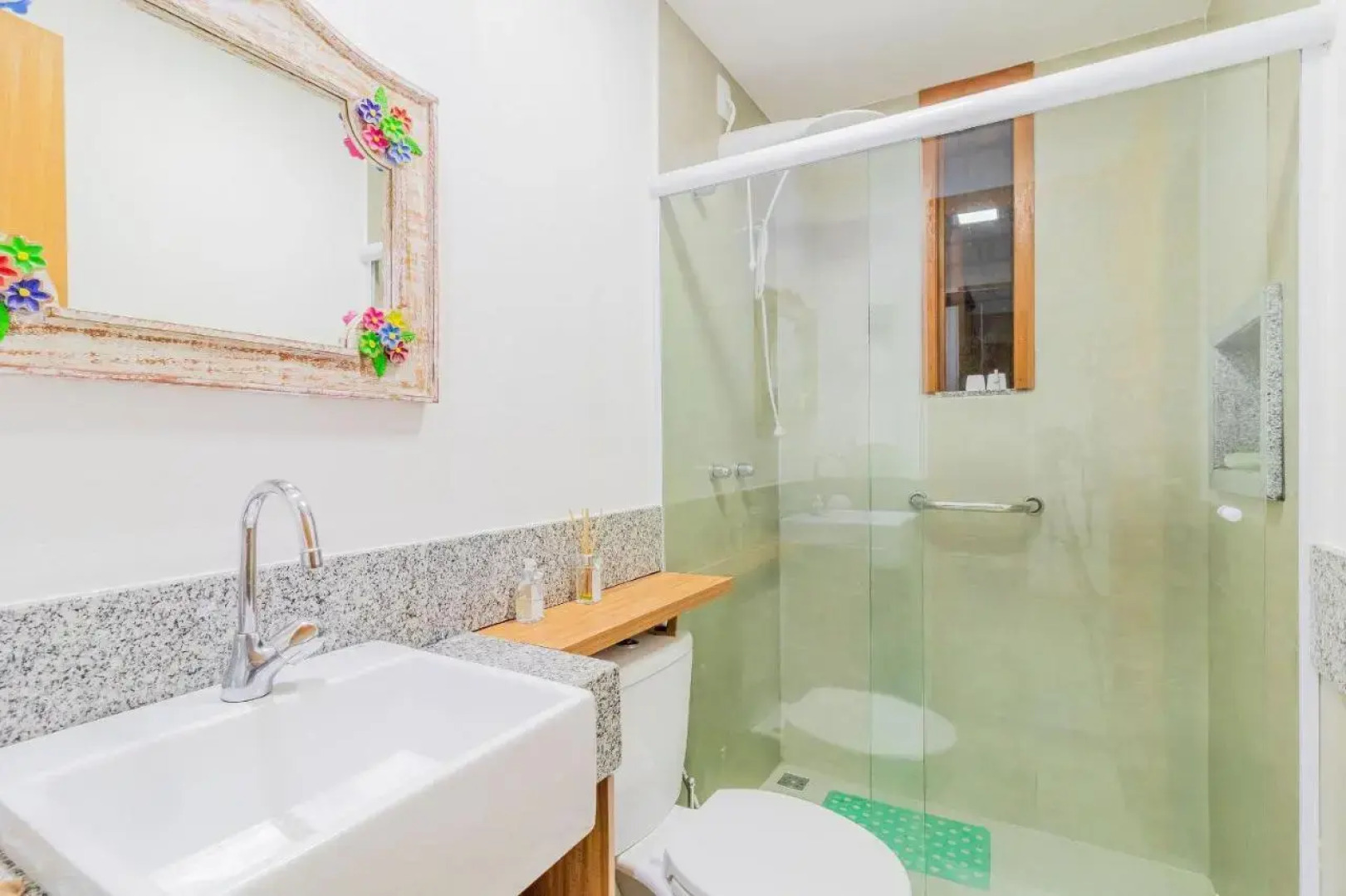 PF07 Casa Alto Padrão 04 Suítes - Praia do Forte