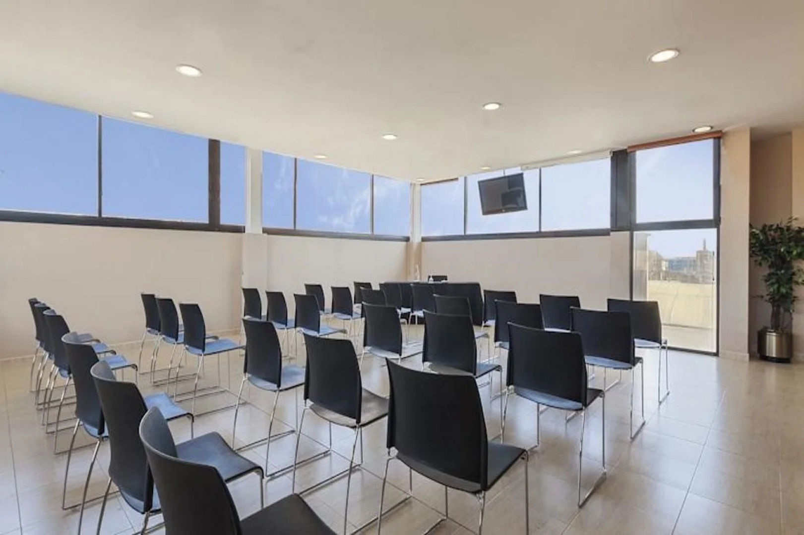 Terrassa Confort Hotel