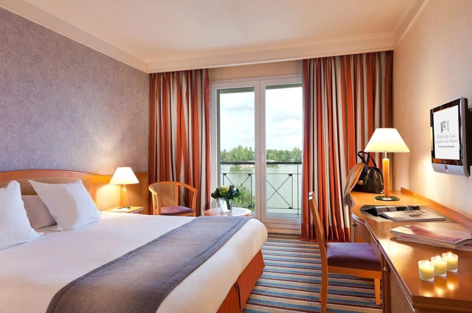 Hôtel du Lac dEnghien les Bains