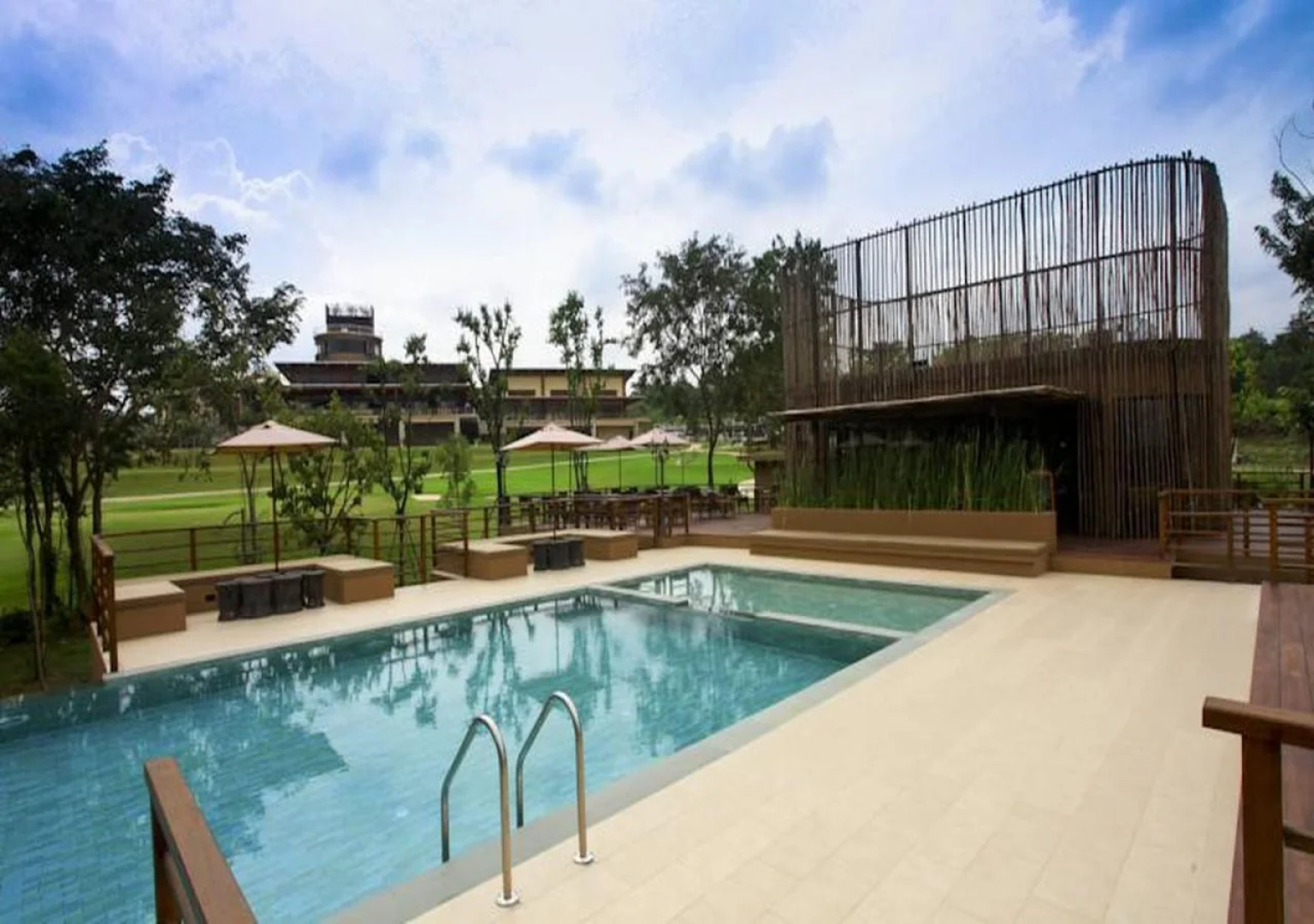 Mountain Creek Golf Resort & Residences