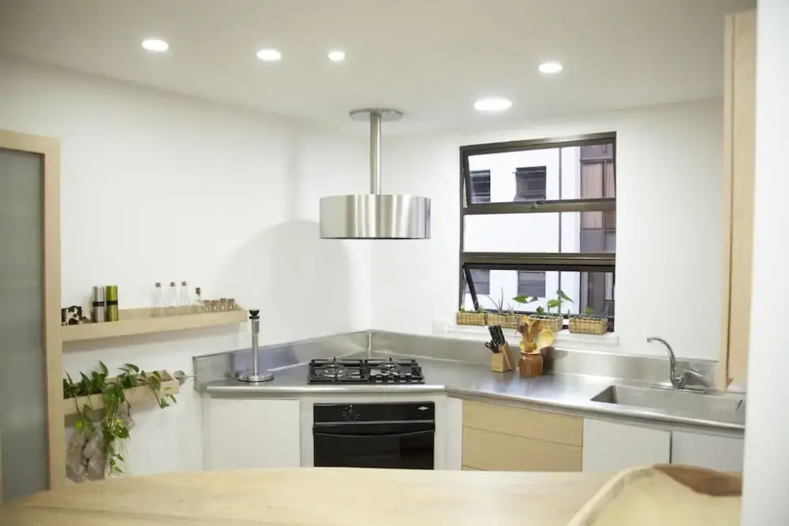 Large Apartment Poblado By Nomad Guru