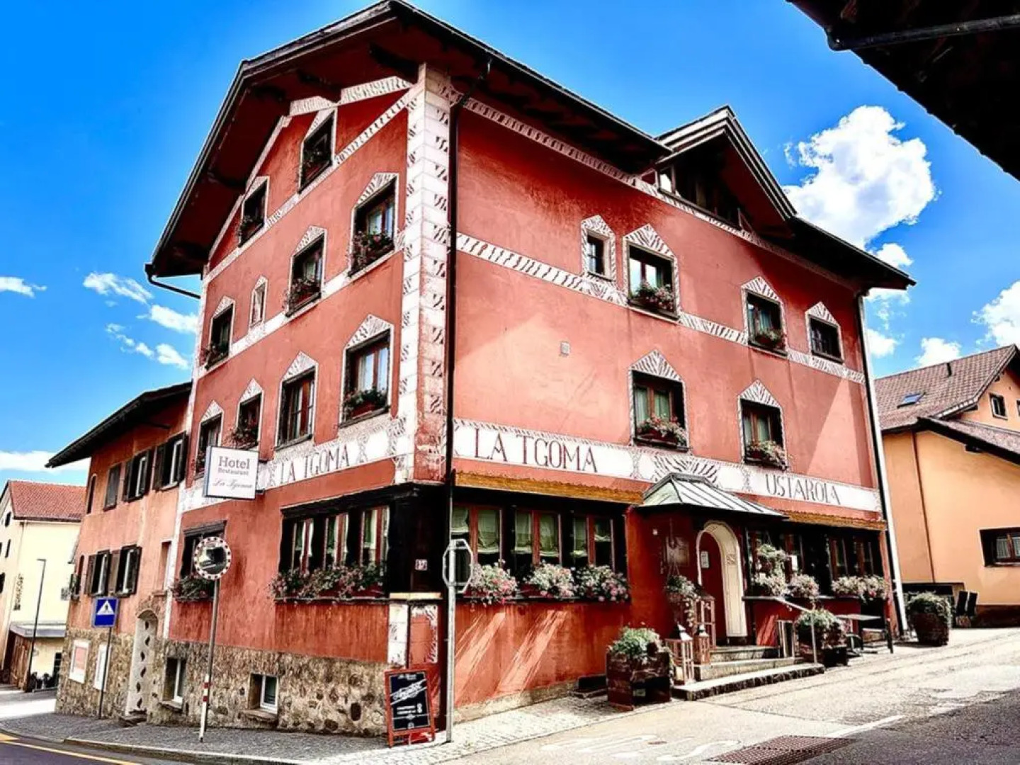 La Tgoma - Hotel & Restaurant