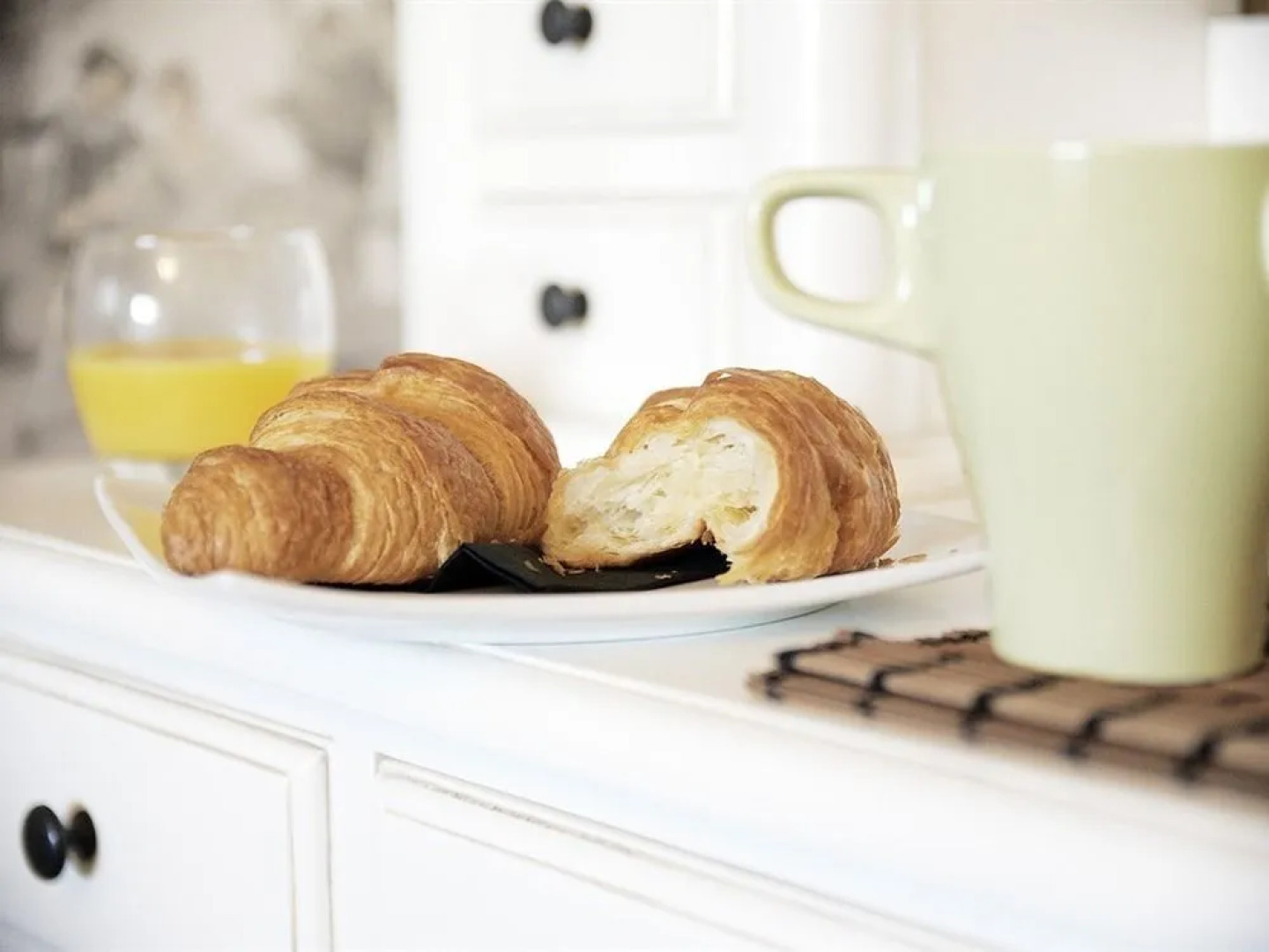 The Three Horse Shoes