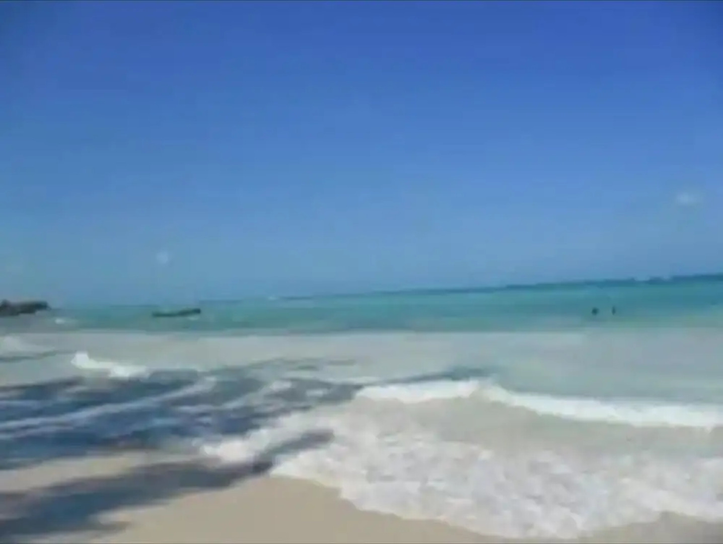 2 Bed-sleeps 4-gated Community-5 Min Town Centre