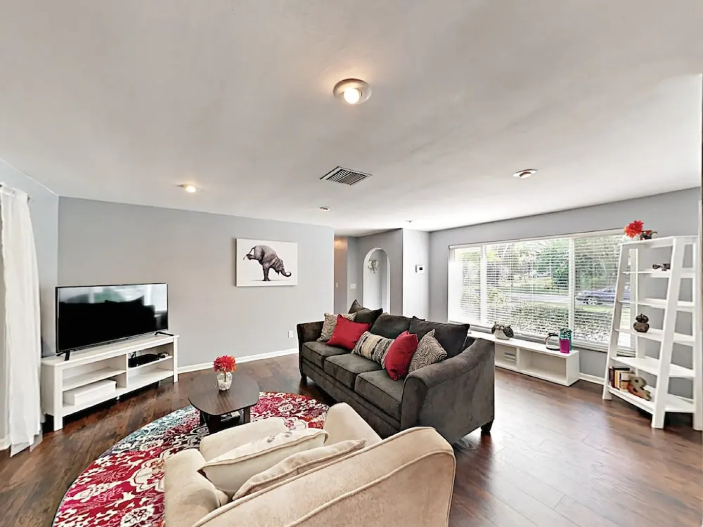 2040 Forest Drive Home