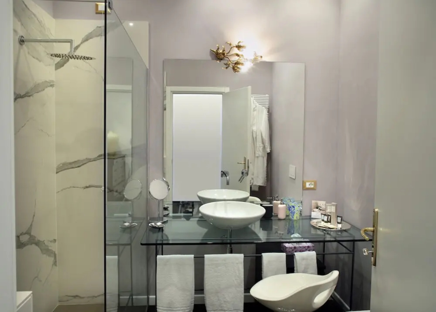 Arnaboldi Palace - Circolo