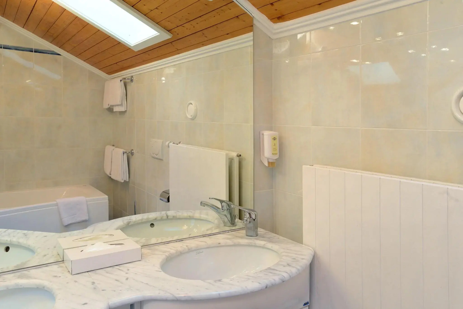 Hotel Hemizeus & Iremia Spa