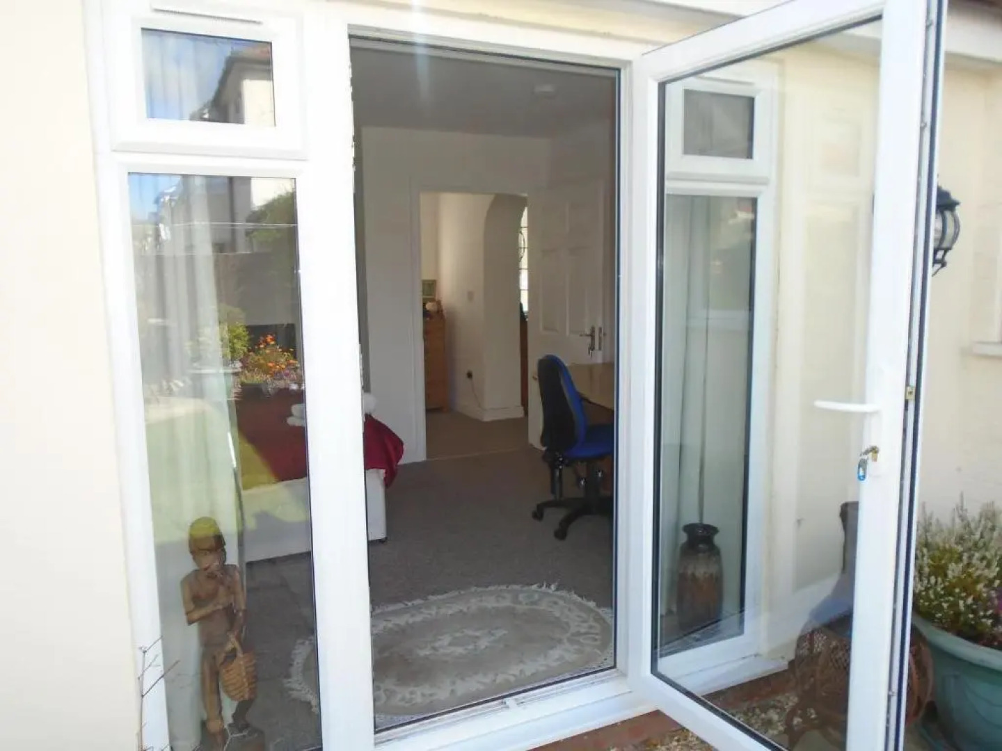 TEA in Liverpool - Private - Quiet - Ground Floor - En-suite - Walk-in-shower