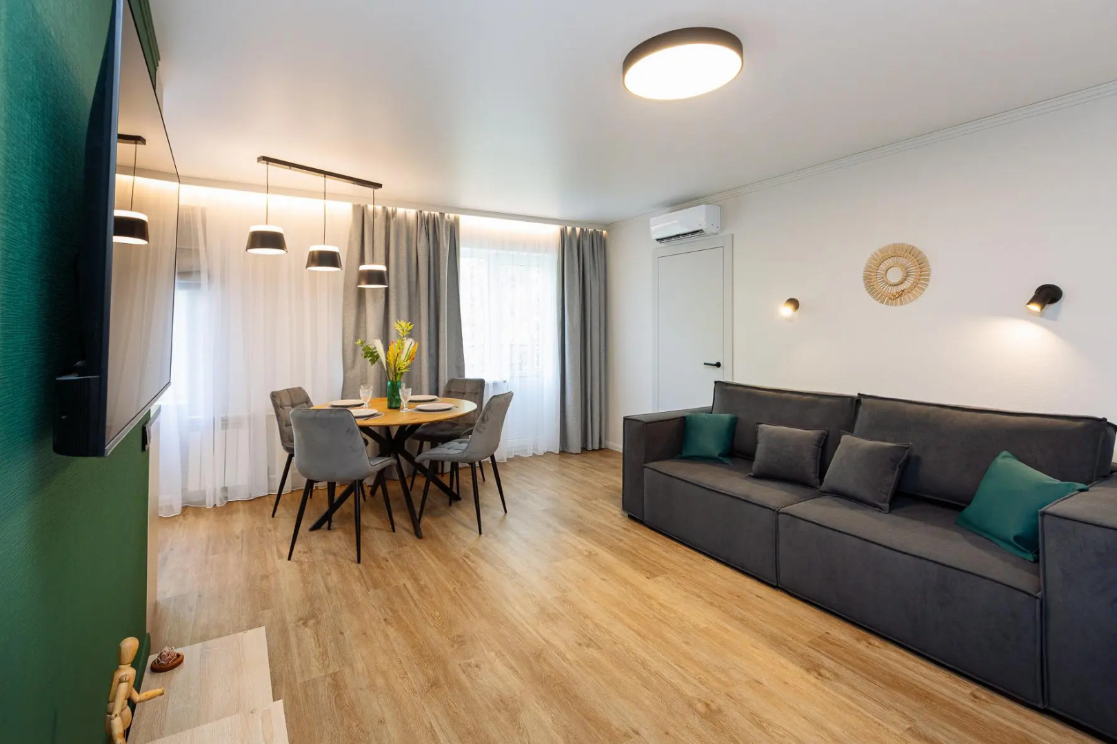 Апартаменты на улице Житомирской 20