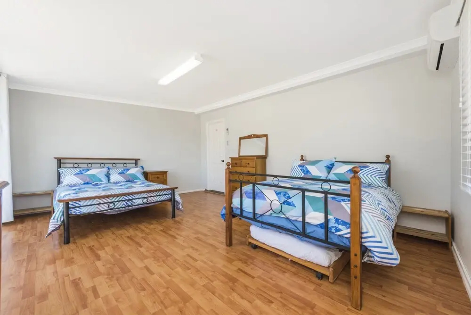 South Side - Feel the Breeze