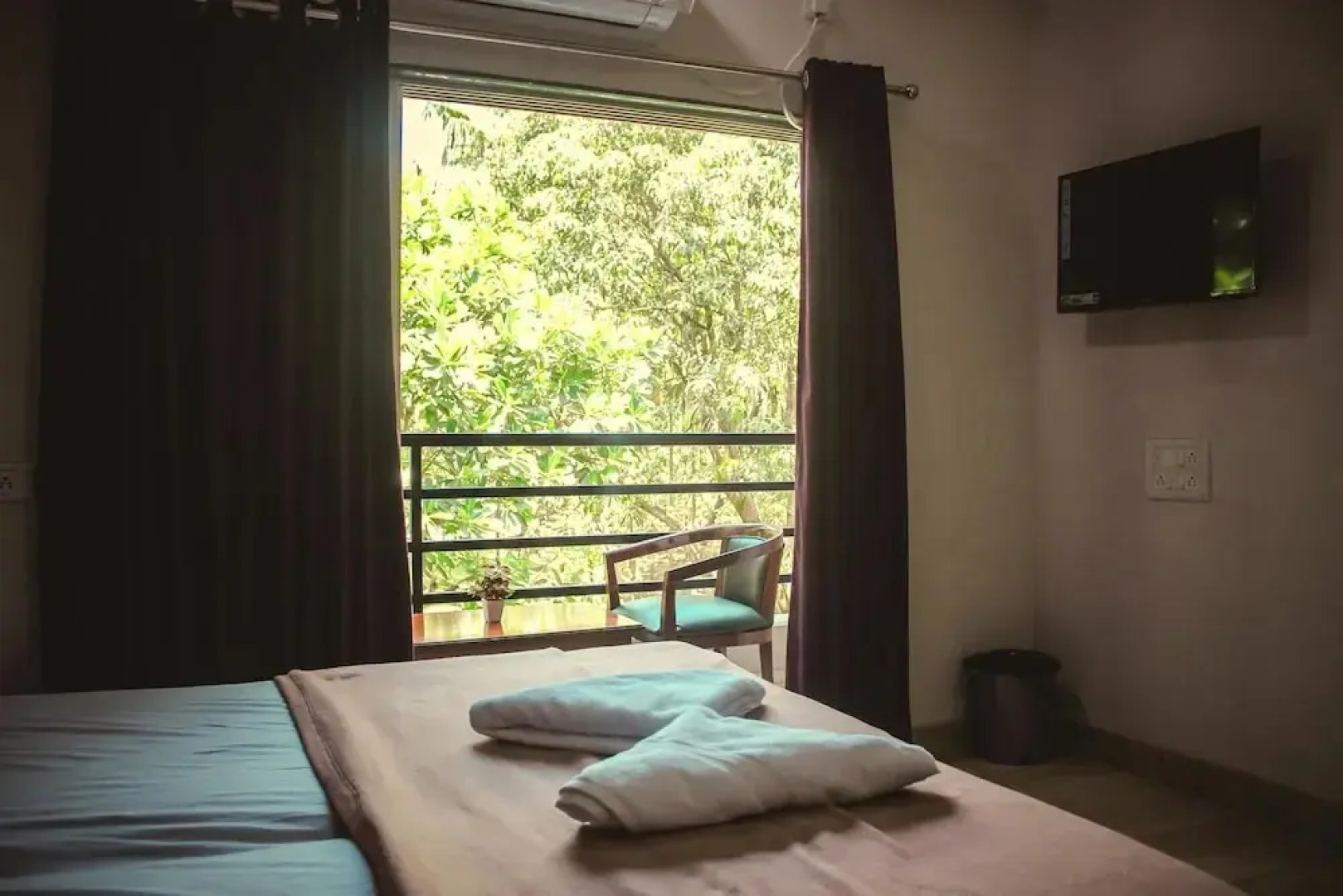 Hotel Sea View(A Beach Property)