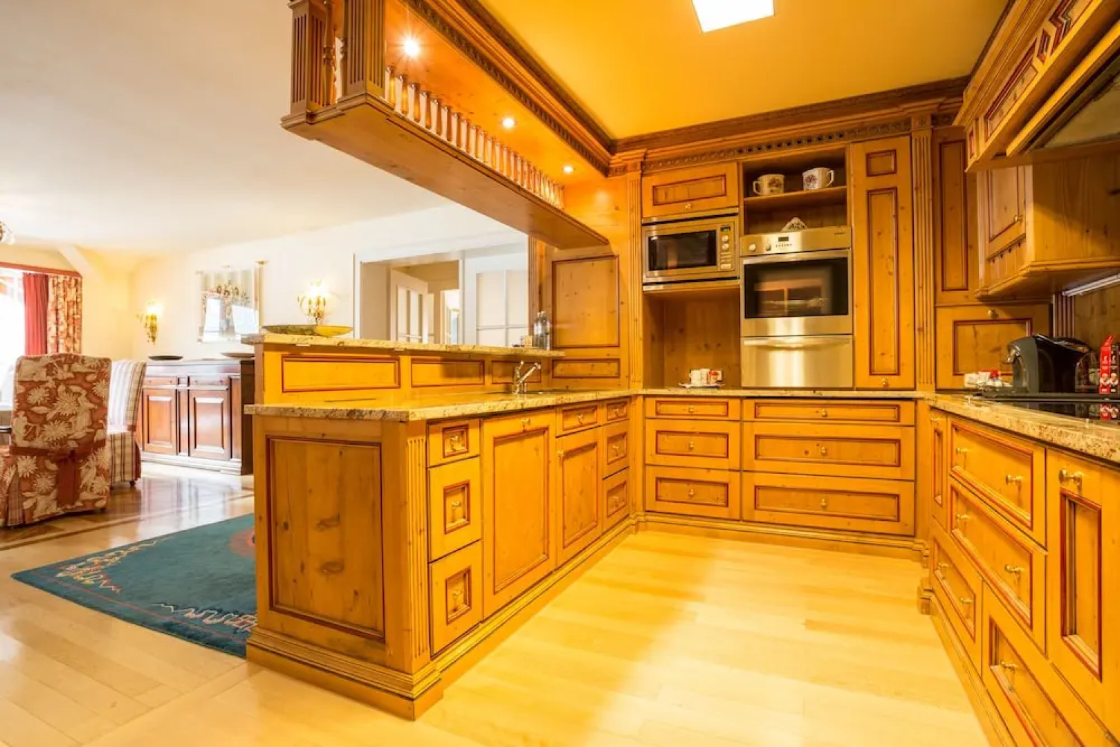 Wellnesshotel ...liebes Rot-Flüh