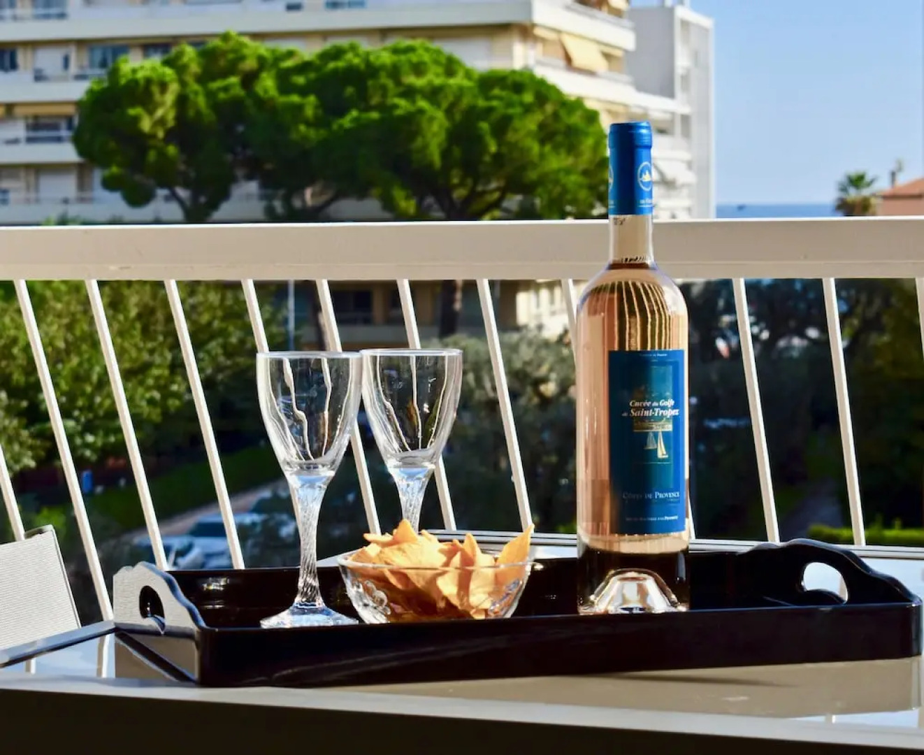 Riviera Standing Appartement La Couronne Premium, vue mer