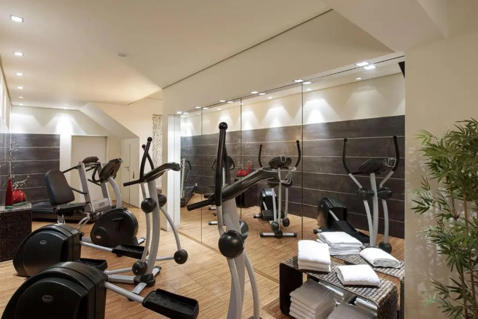 NH Collection Köln Mediapark