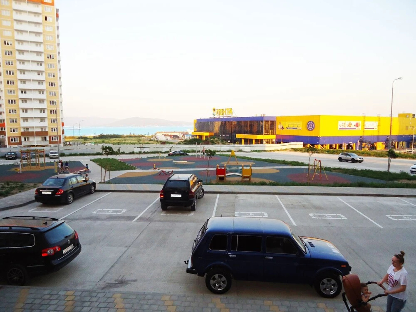 Апартаменты на пр-те Дзержинского, 240