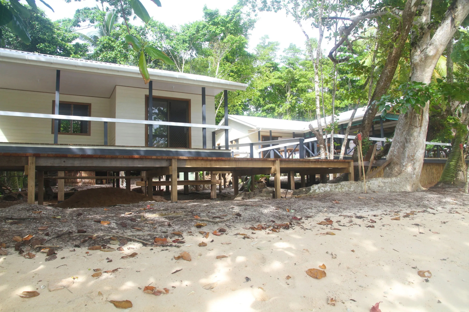 Evis Resort