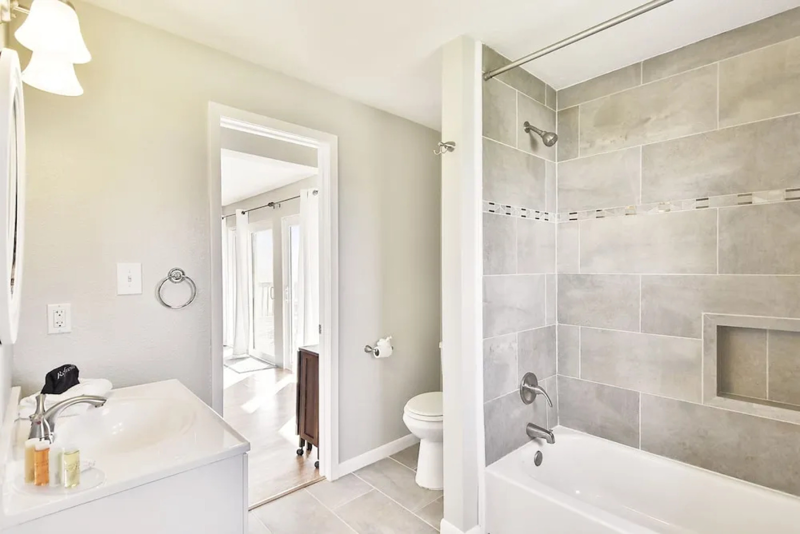 Sweet Caroline by RedAwning