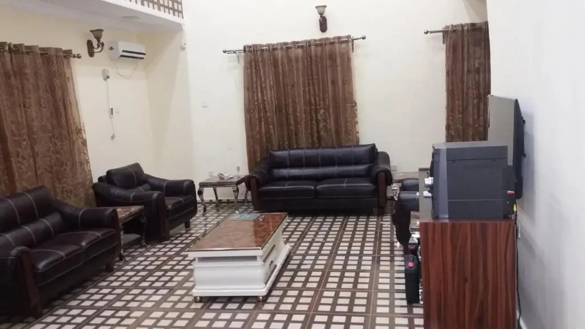 FOA Residence