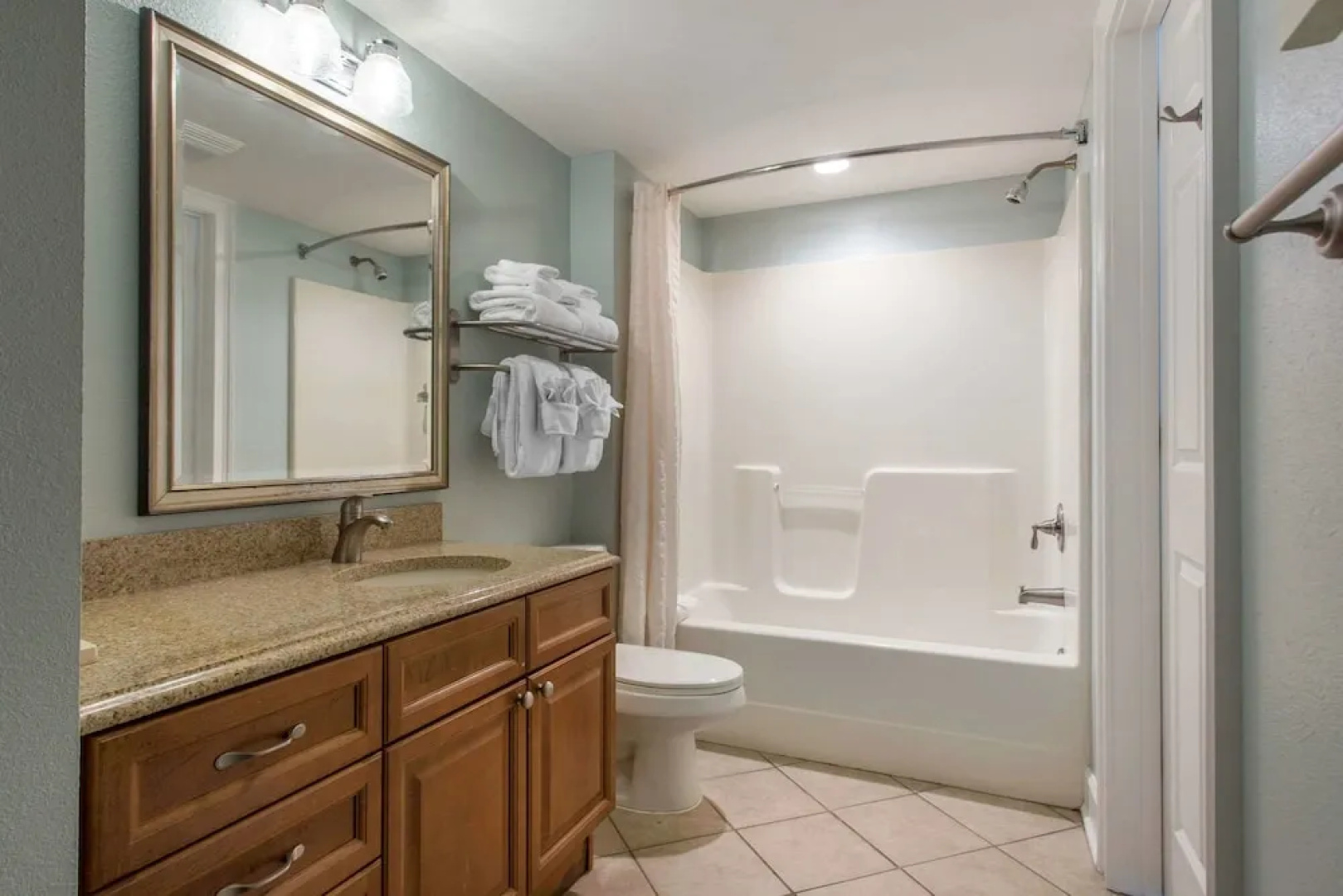 Bluegreen Vacations Horizon at 77th, an Ascend Res