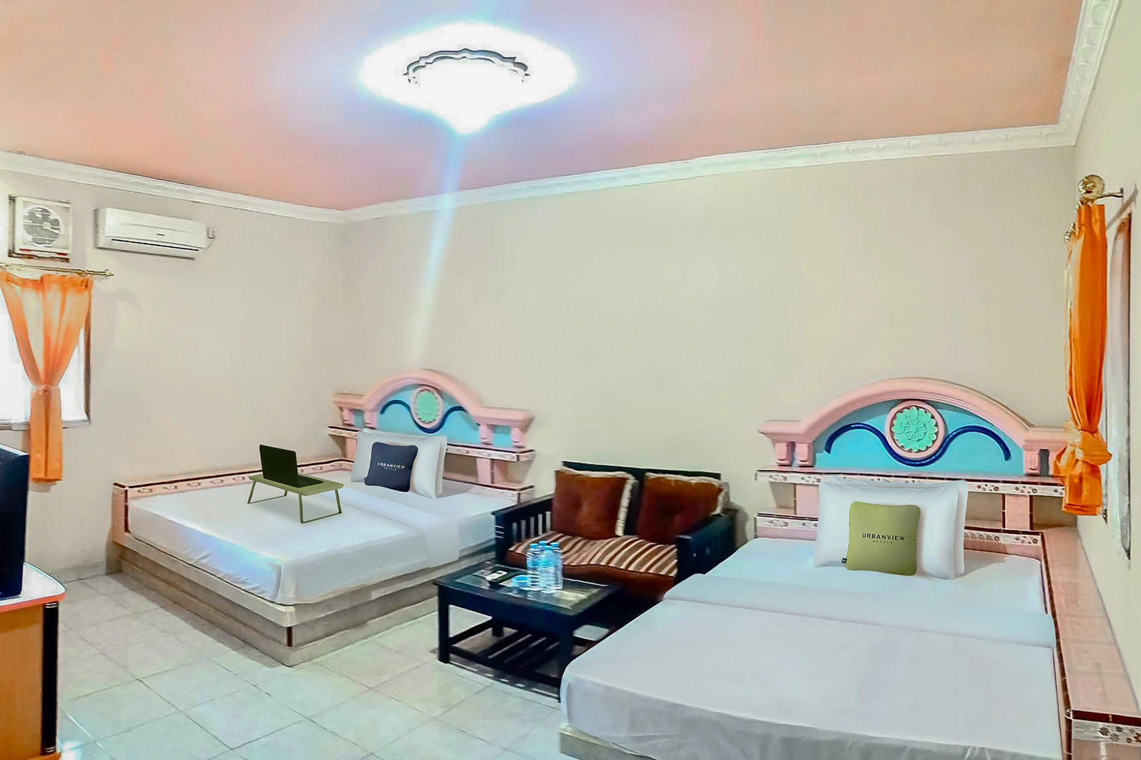 Urbanview Hotel Mahkota Pantai Pelabuhan Ratu by RedDoorz