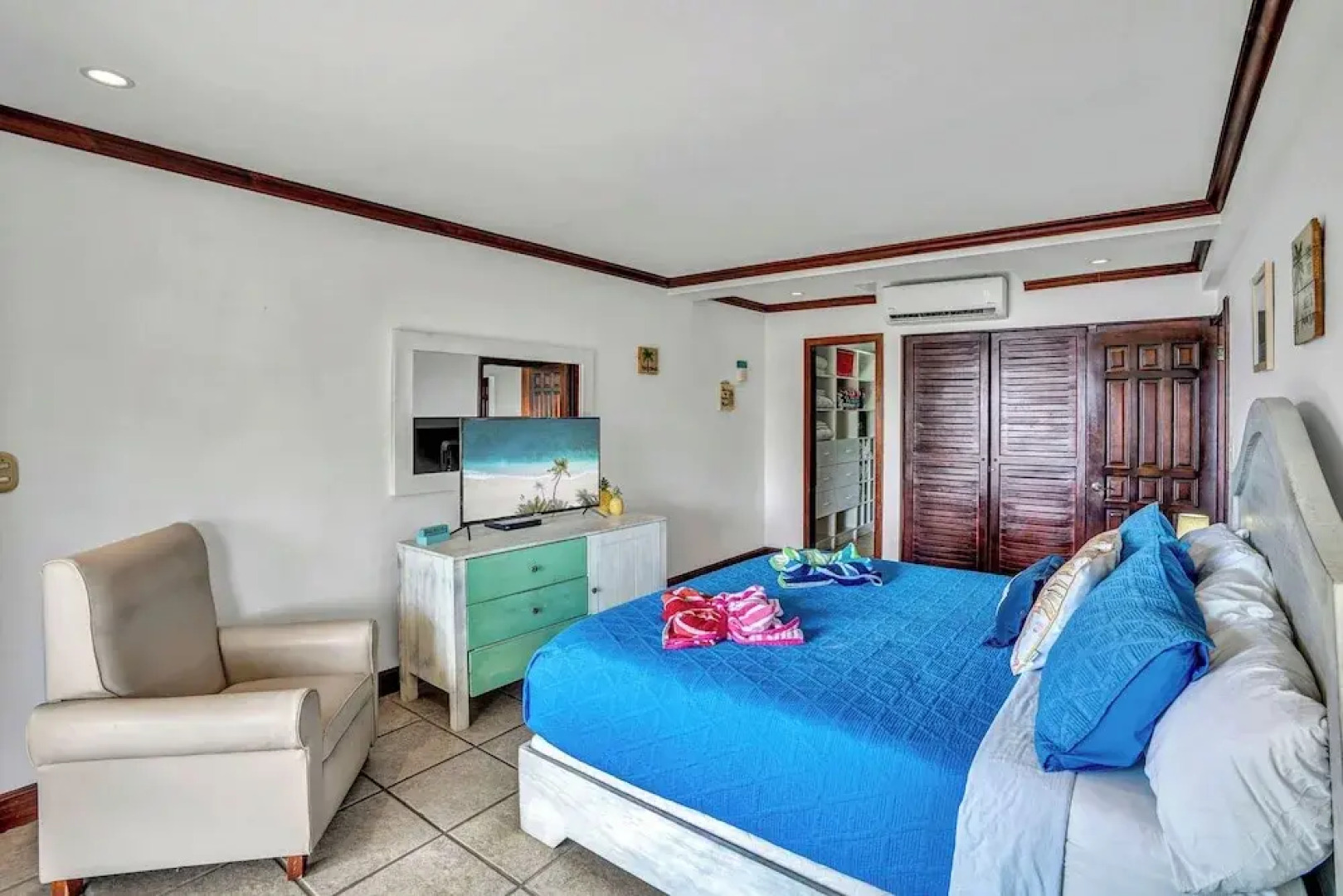 Newly Remodeled Flamingo Condo with Sweeping Ocean Views, Spacious Terrace & Walkable Location