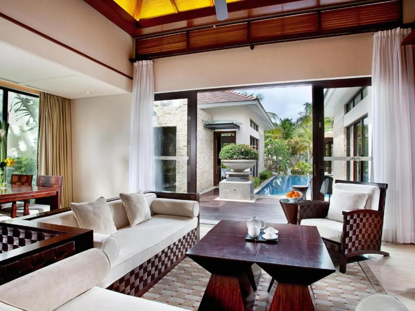 Grand Metropark Villa Resort Sanya Yalong Bay