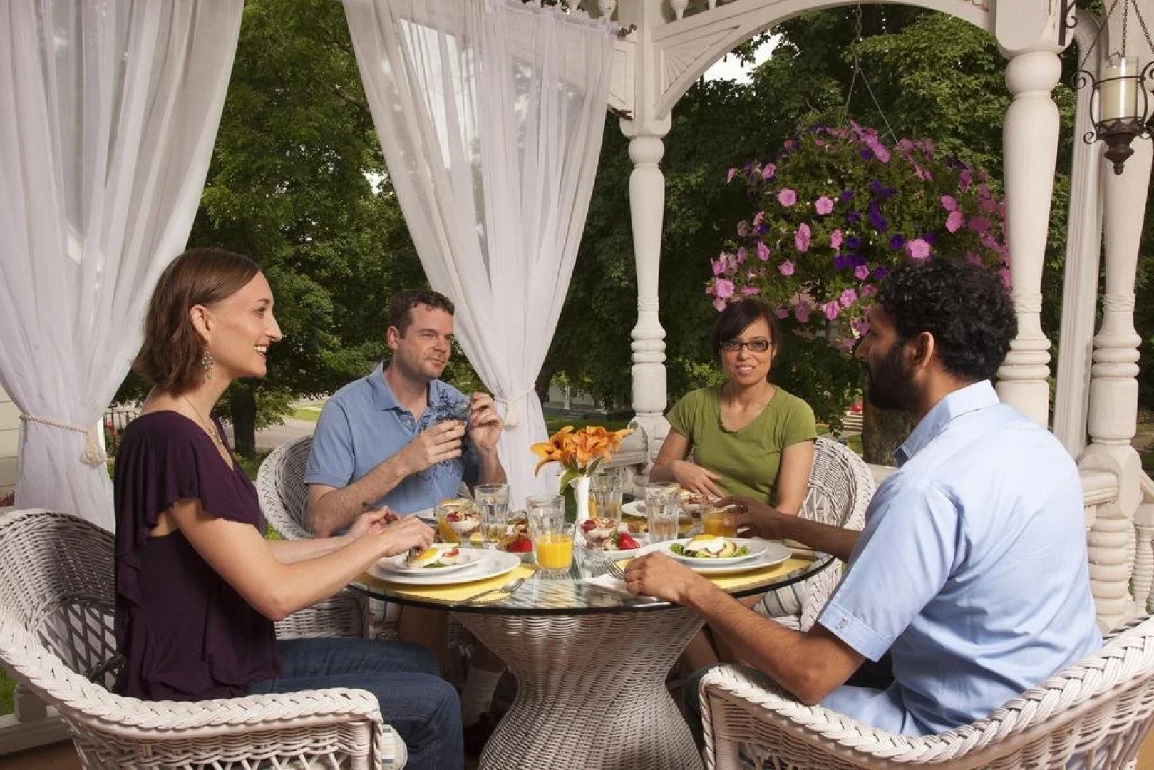 Historic Hutchinson House B&B