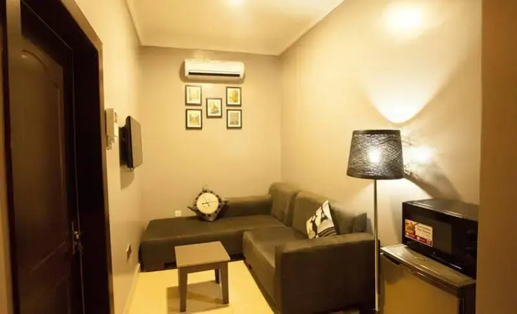 Le Paris Continental Hotel