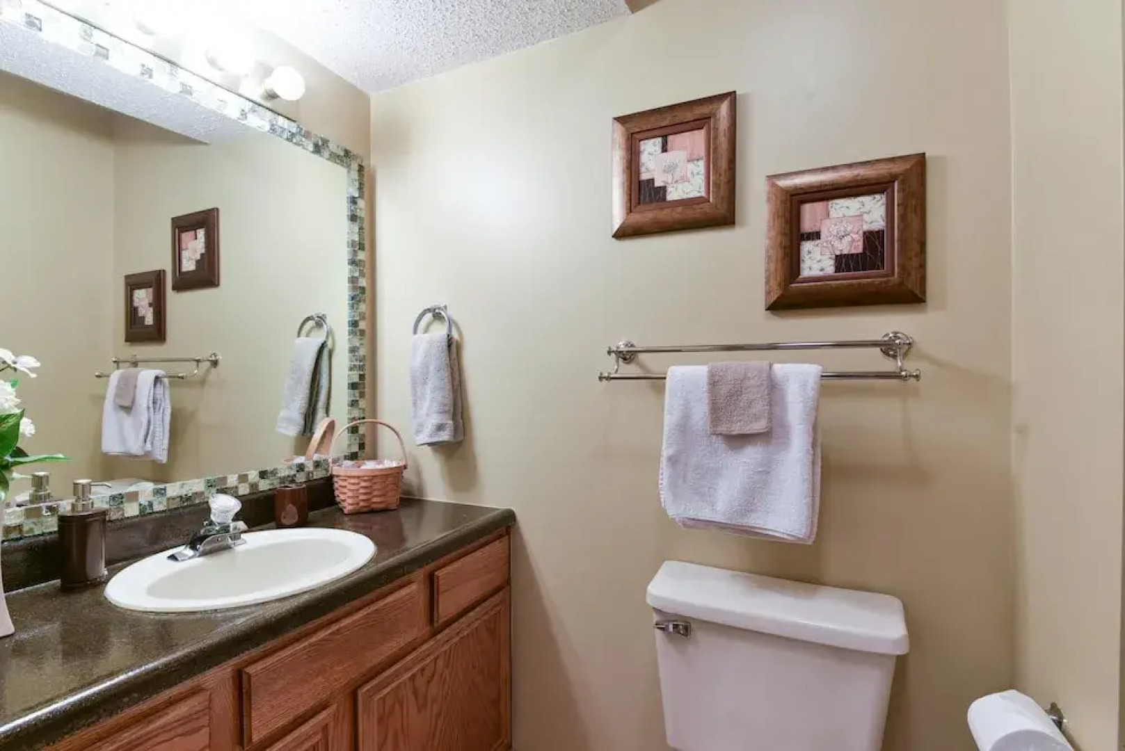 Wander INN at Notch - Great Outdoor Pools - Trails to Fishing - Family Friendly