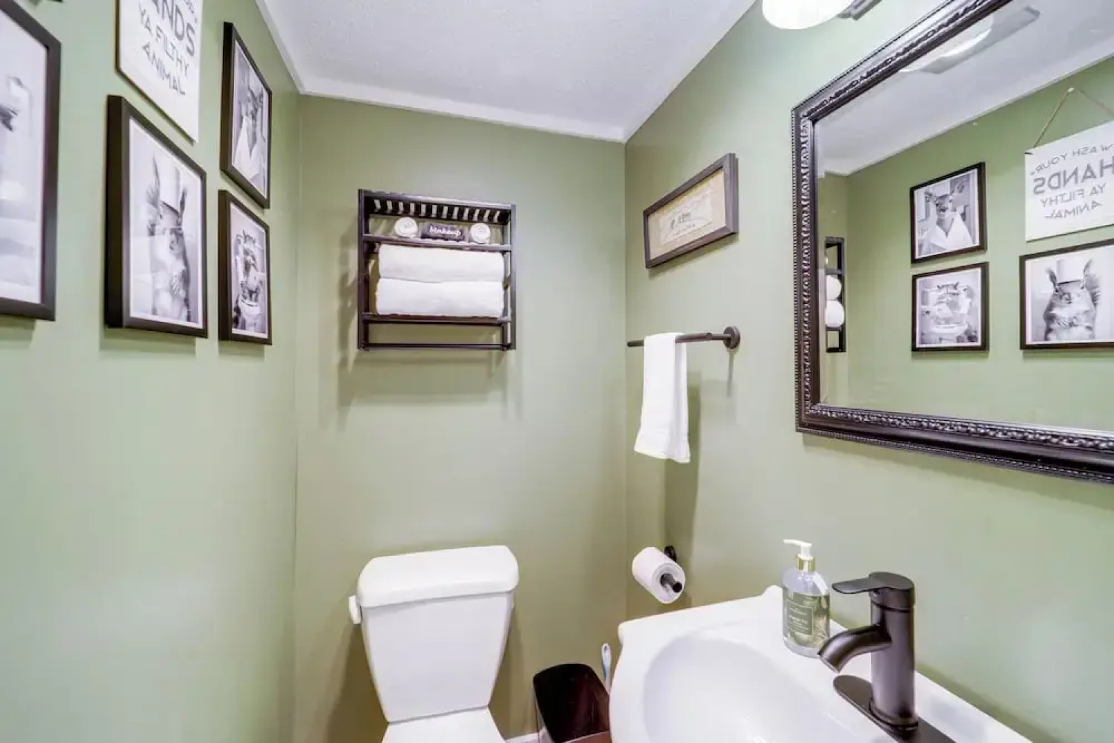 2 Decks, Mountain View: Beech Mountain Cabin!