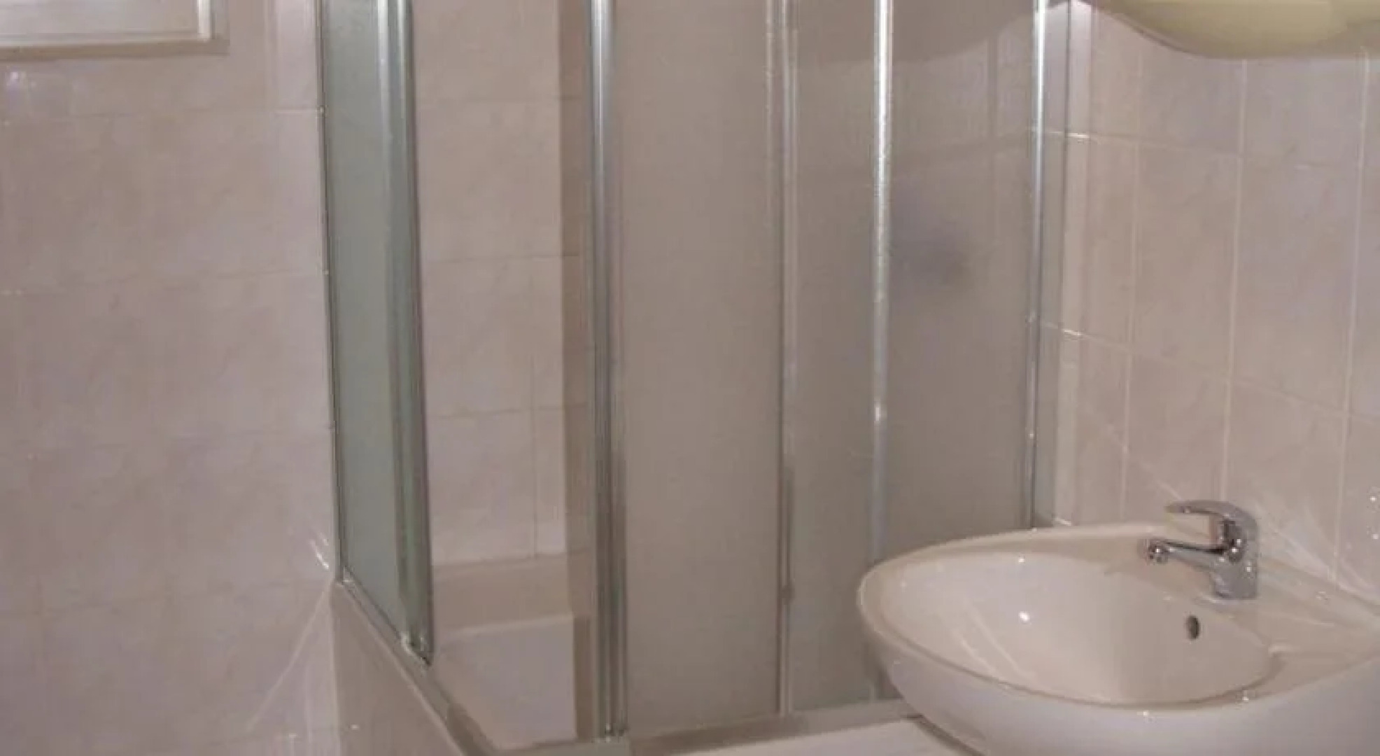 Apartments & Rooms Pierino