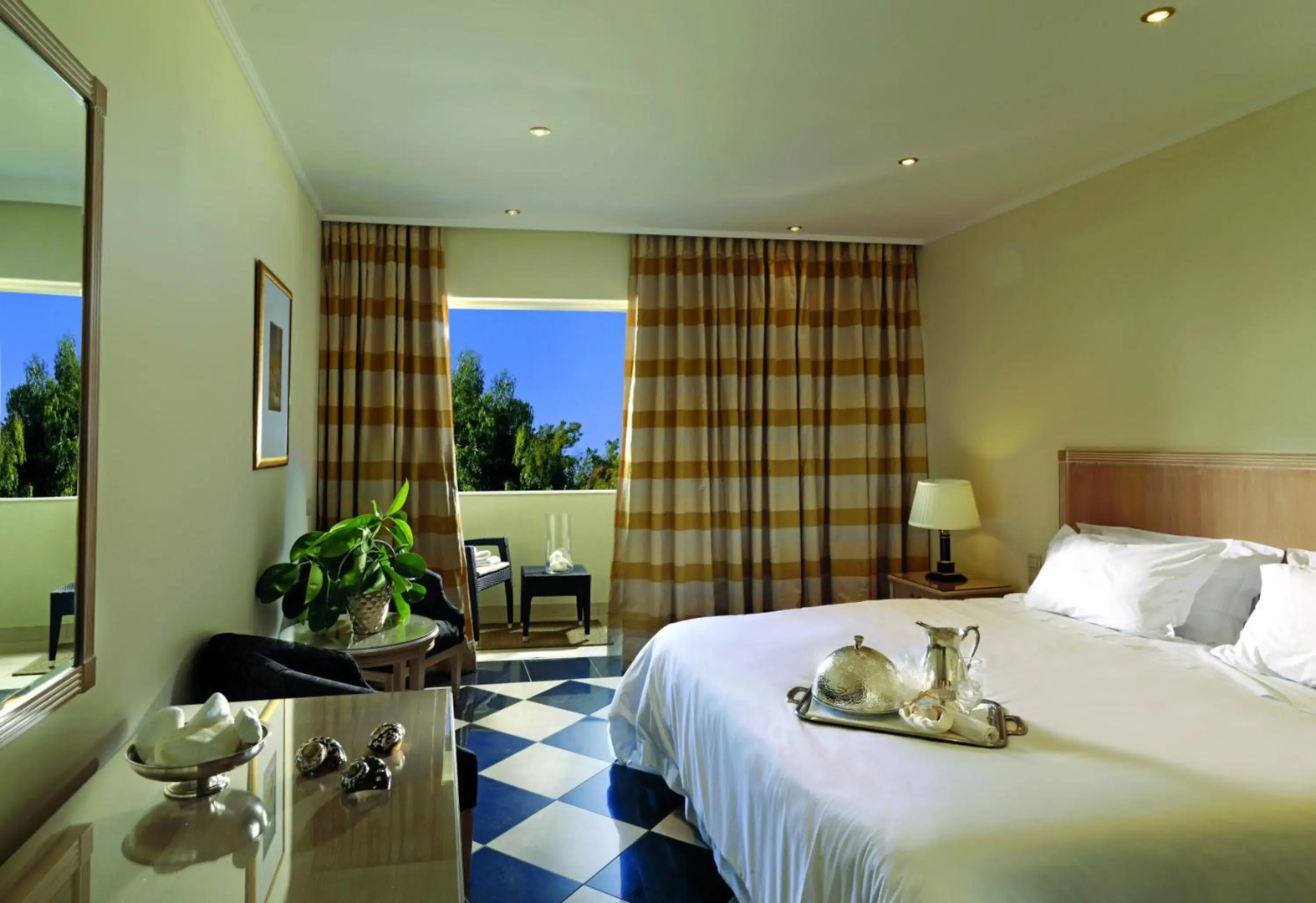 Out Of The Blue All Inclusive Resort & Spa