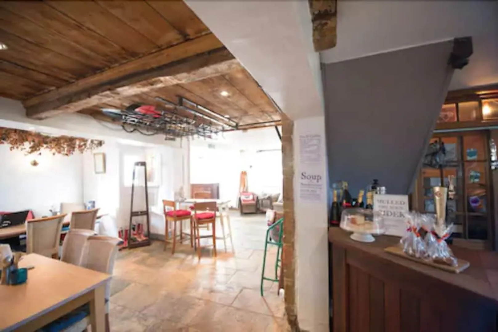 The White Cliffs Hotel