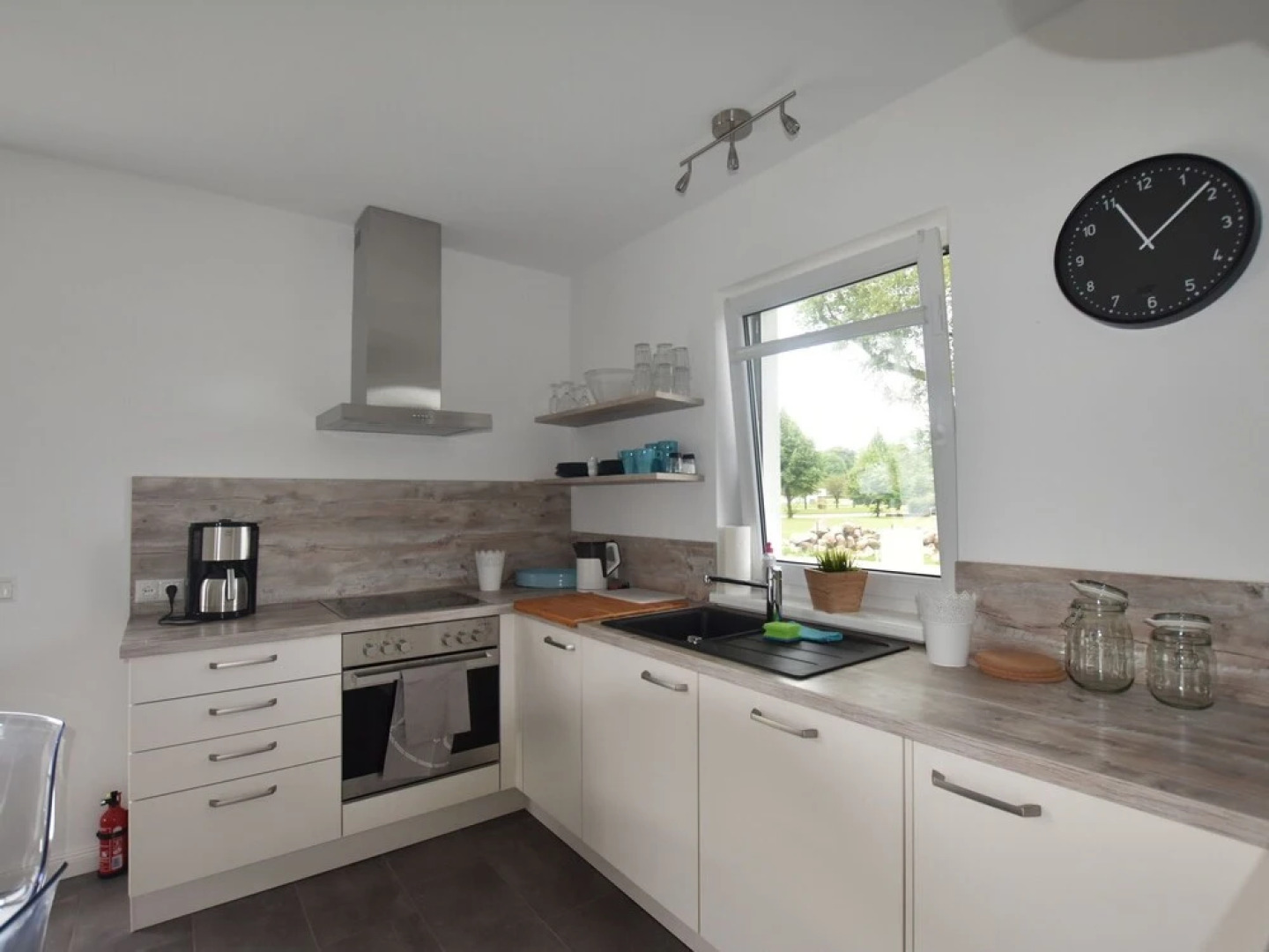 Modern Holiday Home in Pepelow with Sea Nearby