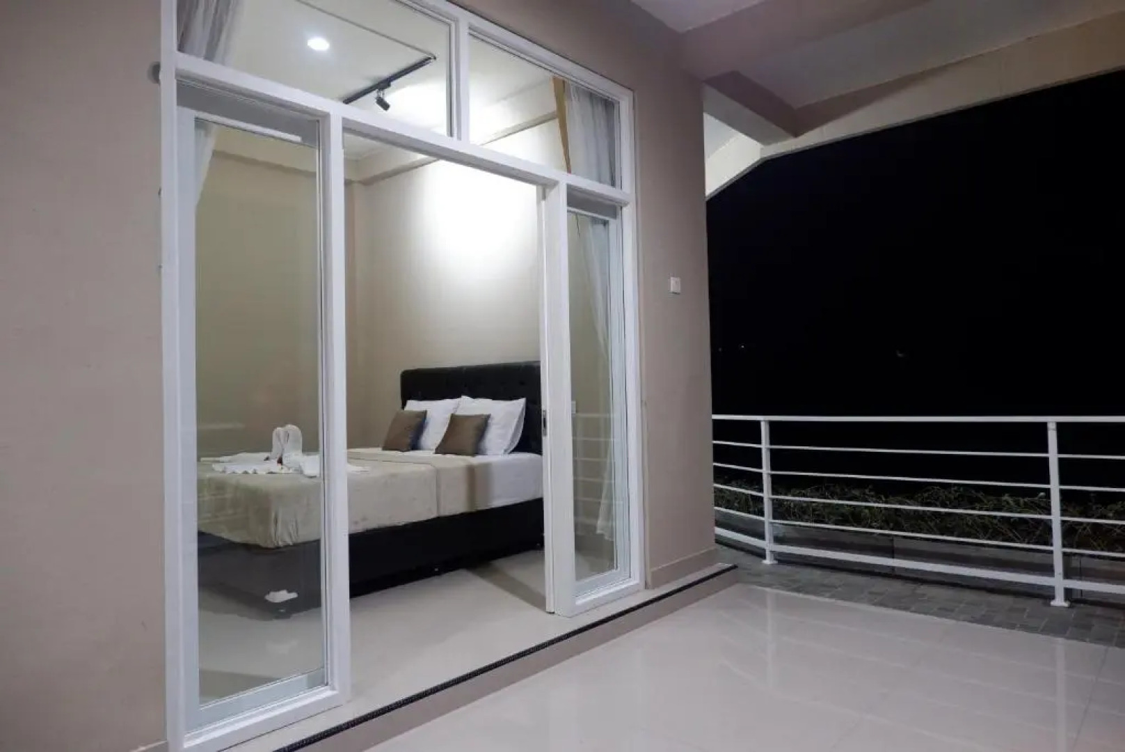 Gunza Bed and Breakfast