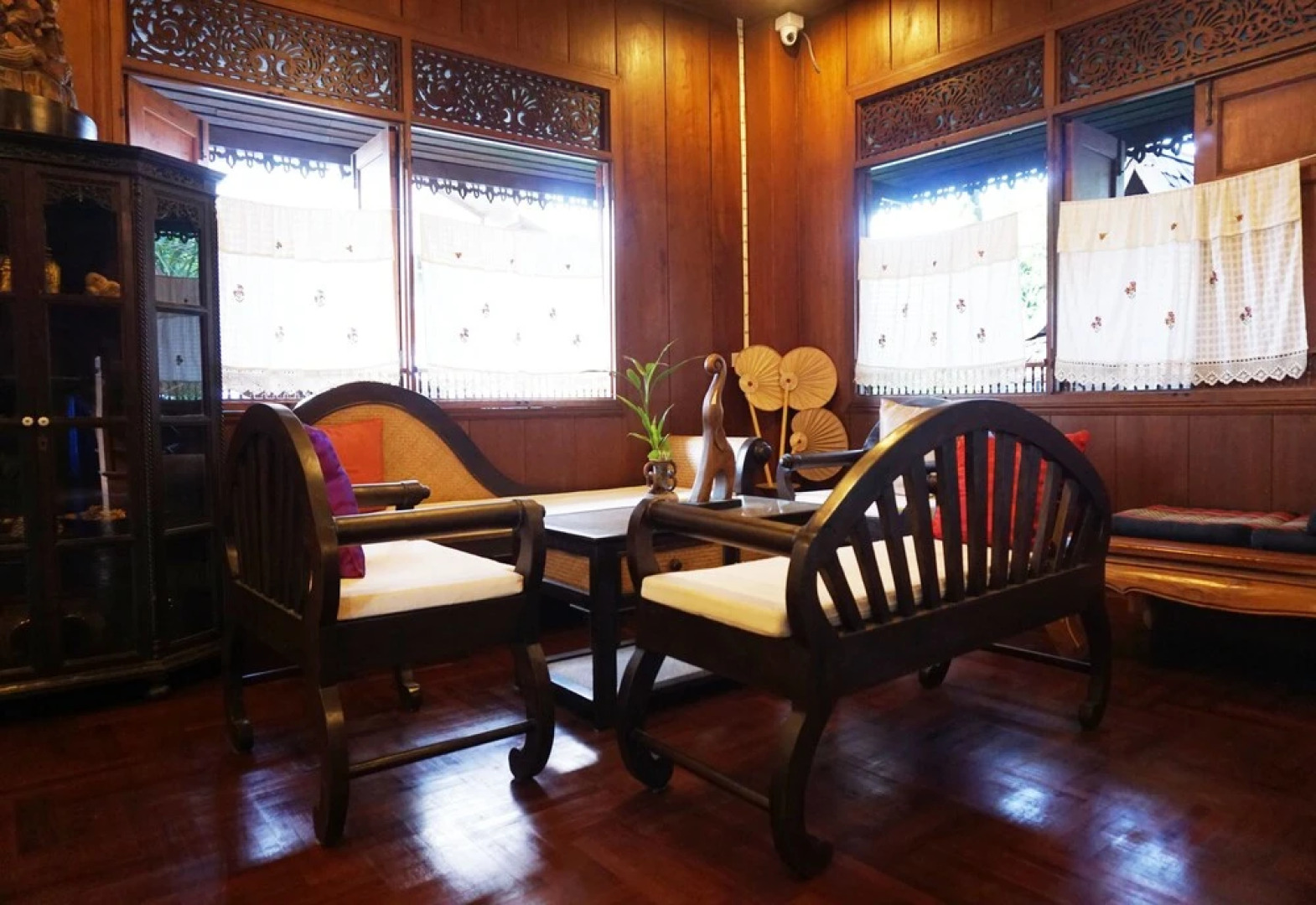 Baan Kham Wan Hotel