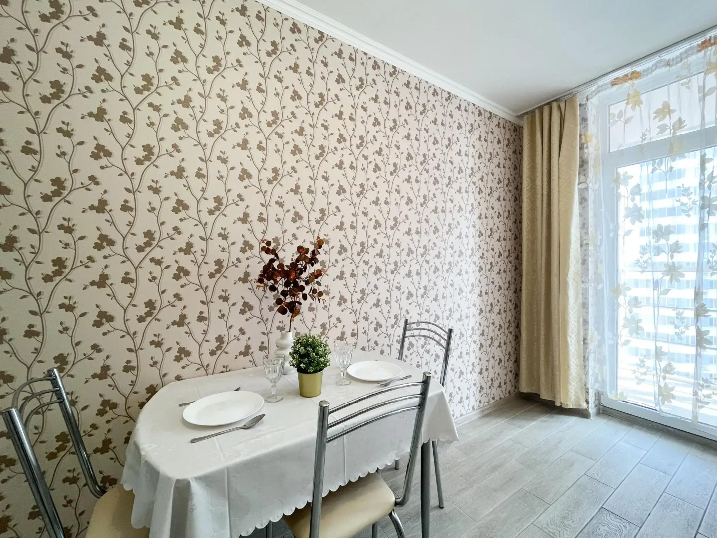 Апартаменты в переулке Гвардейский 13