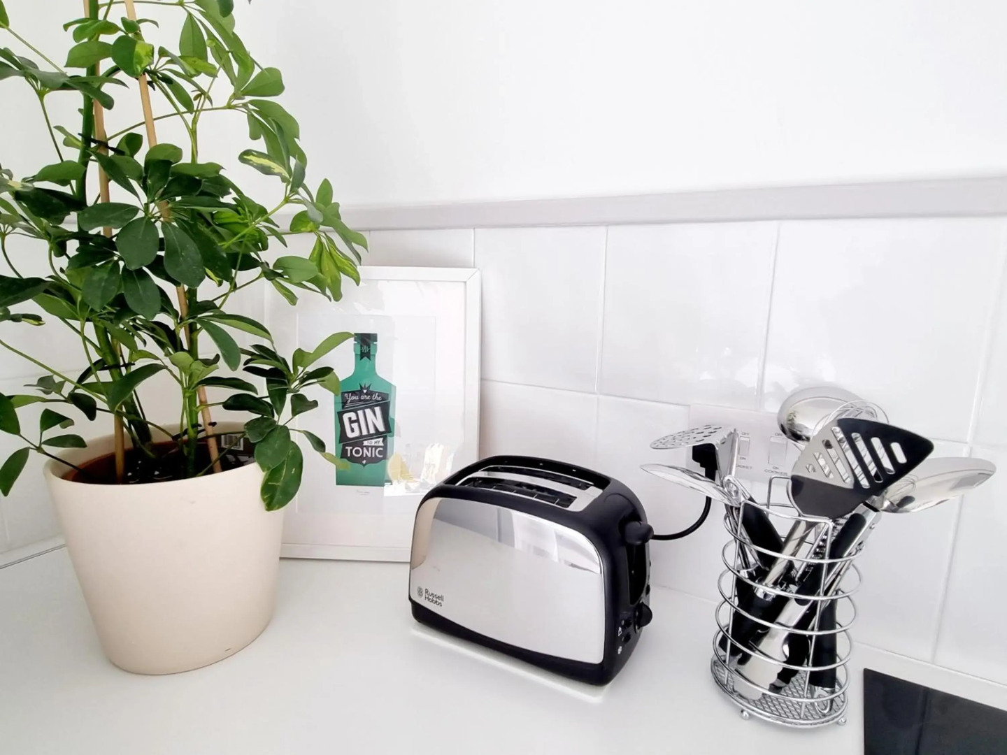 Visit Seaford Apartment - 4 Bedroom - Sleeps 9