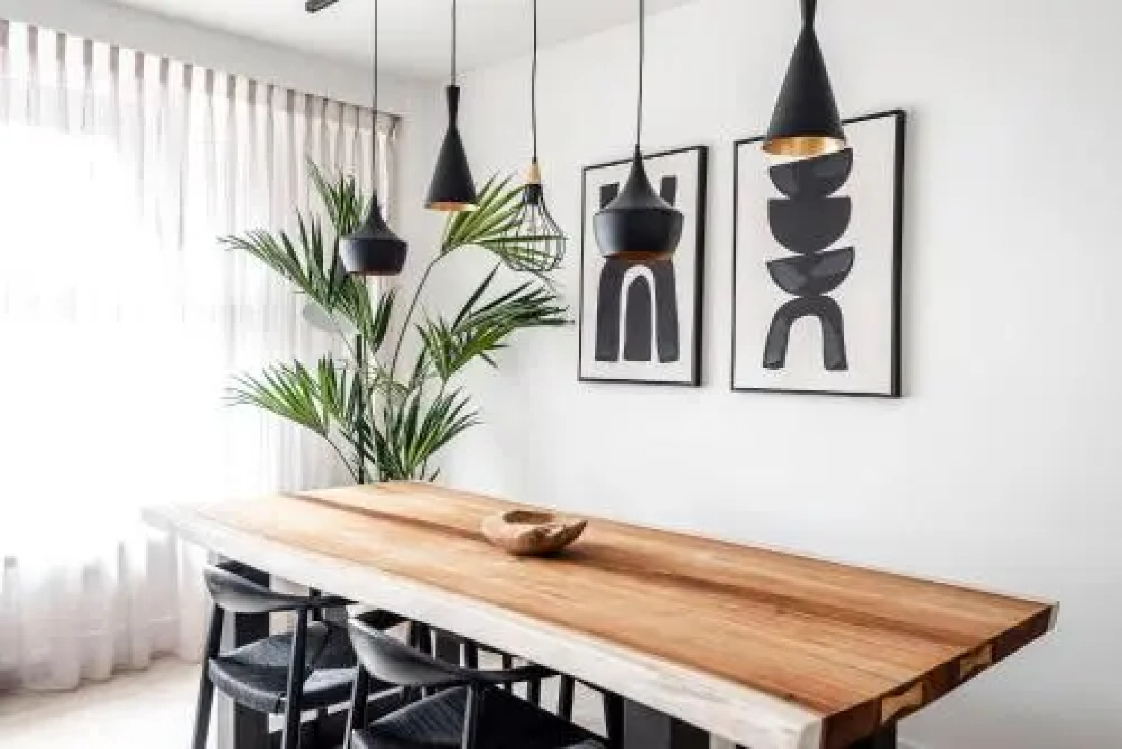 Timeless City Residence