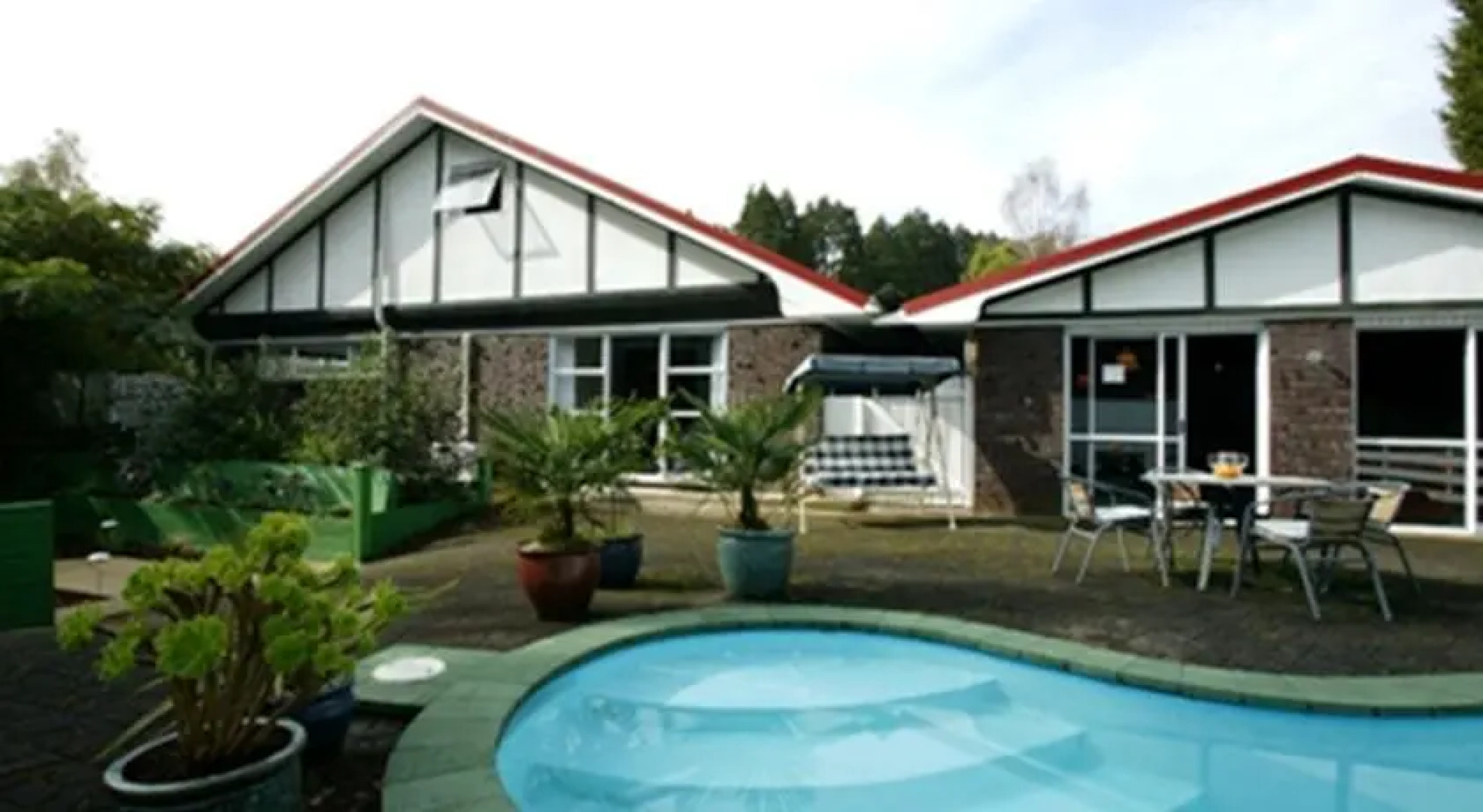 Redwood Lodge
