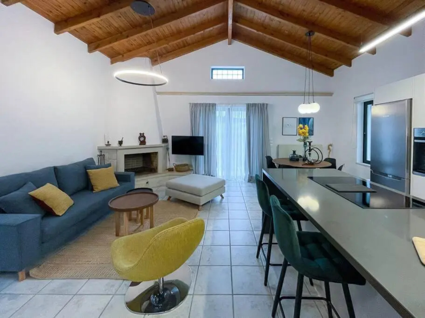 THE AA VILLA: Your Interactive Home Experience!
