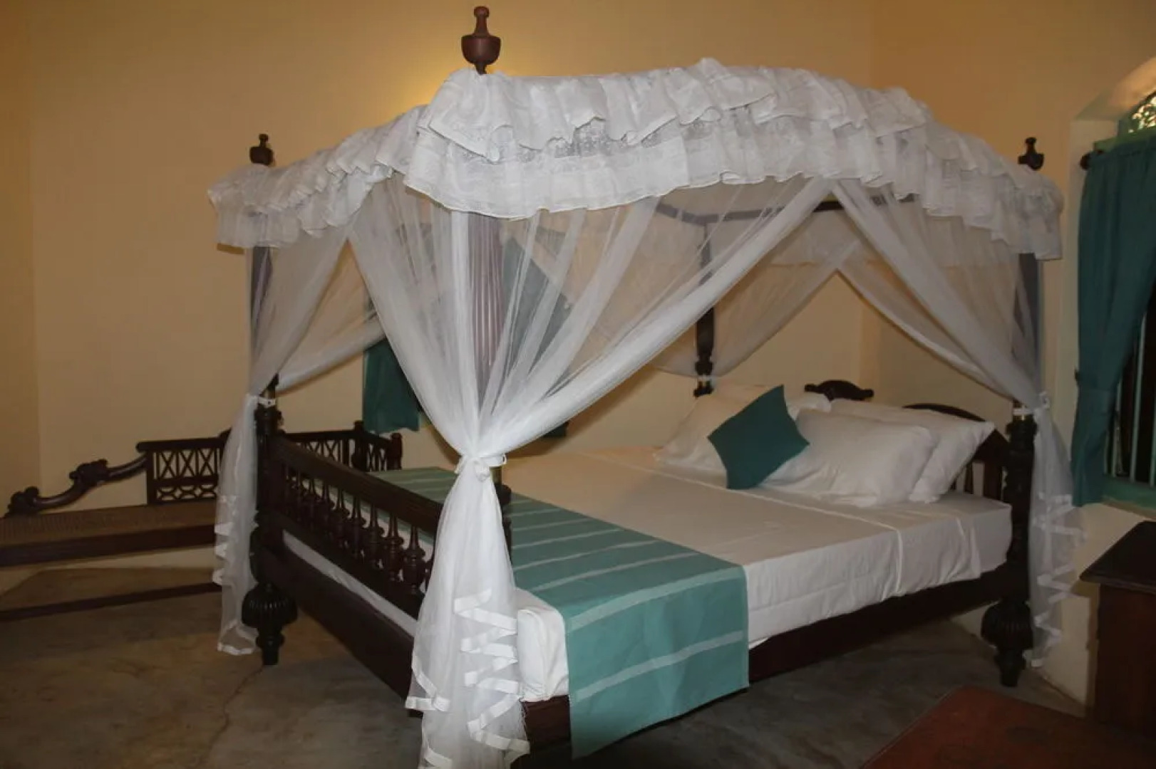 Cadjan Sacred Anuradhapura