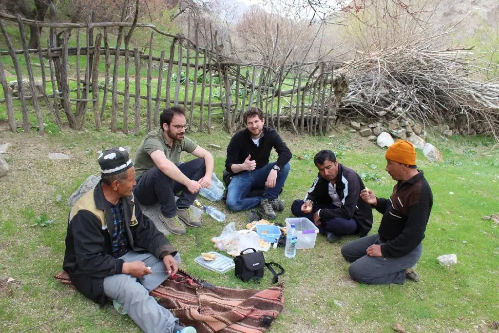 Guest House Ruslan Nurata & Tours