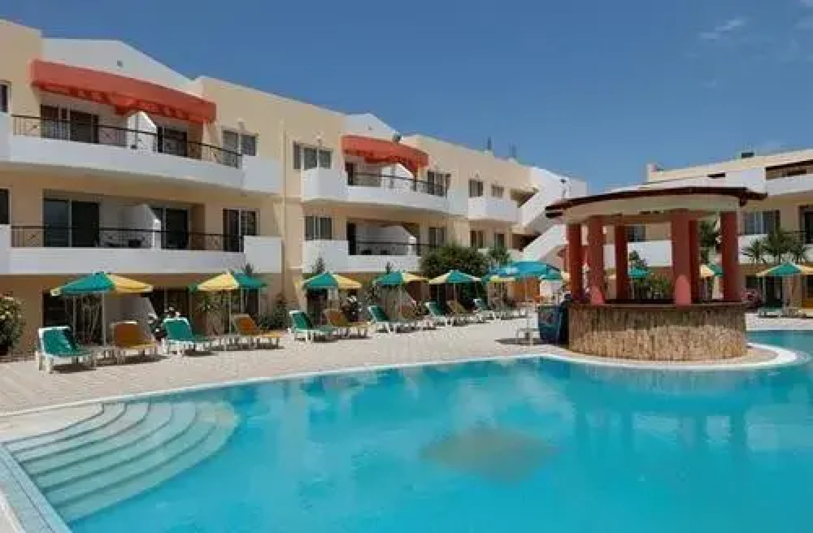 Pelopas Resort Apartments